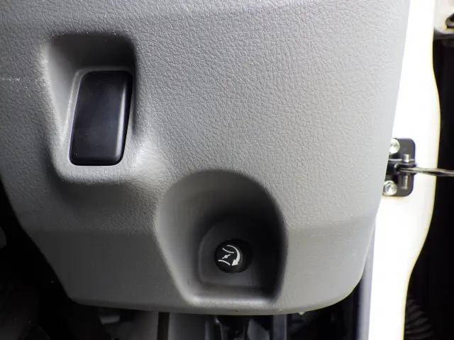 トヨタトヨエース平ボディ小型（2t・3t）[写真35]