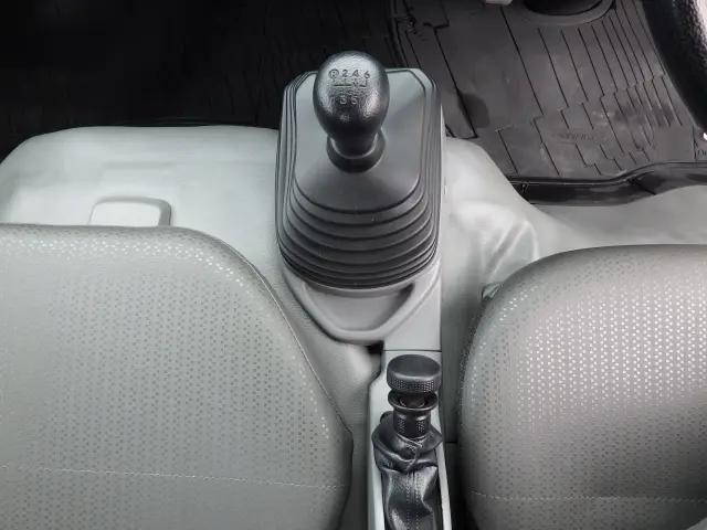 トヨタトヨエース平ボディ小型（2t・3t）[写真36]