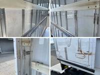 いすゞエルフ冷凍車（冷蔵車）小型（2t・3t）[写真17]