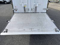 いすゞエルフ冷凍車（冷蔵車）小型（2t・3t）[写真19]