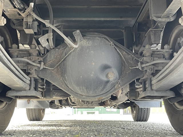 いすゞエルフ冷凍車（冷蔵車）小型（2t・3t）[写真26]