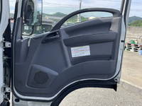 いすゞエルフ冷凍車（冷蔵車）小型（2t・3t）[写真32]