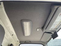 いすゞエルフ冷凍車（冷蔵車）小型（2t・3t）[写真37]