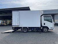 いすゞエルフ冷凍車（冷蔵車）小型（2t・3t）[写真07]