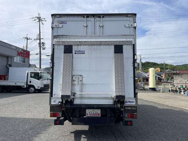 いすゞエルフ冷凍車（冷蔵車）小型（2t・3t）[写真09]