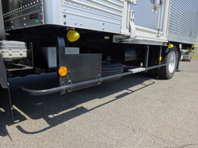 いすゞエルフアルミバン小型（2t・3t）[写真19]