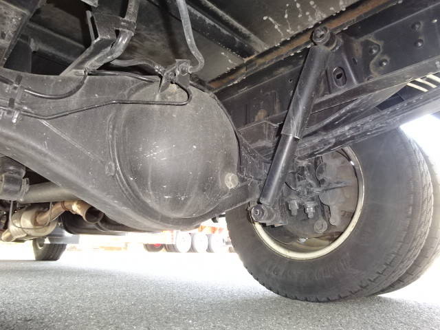 いすゞエルフアルミバン小型（2t・3t）[写真23]