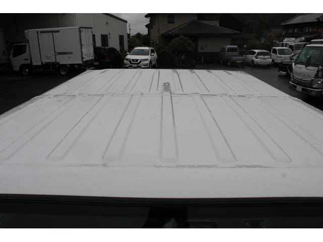 いすゞエルフ平ボディ小型（2t・3t）[写真11]