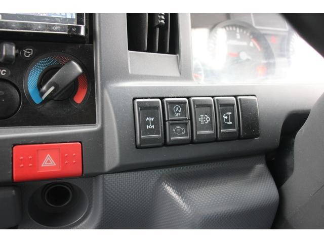 いすゞエルフ平ボディ小型（2t・3t）[写真24]