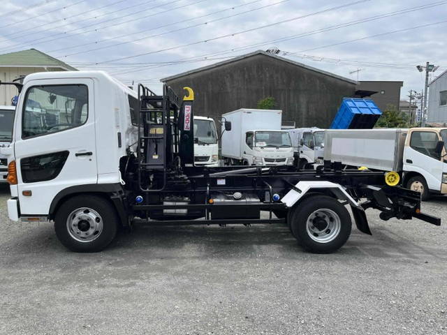 日野レンジャーコンテナ専用車中型（4t）[写真05]