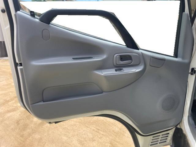 日野デュトロ高所作業車小型（2t・3t）[写真30]