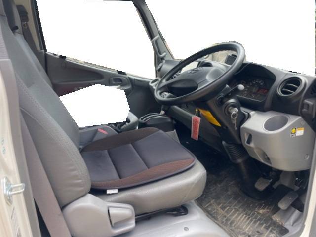 日野デュトロ高所作業車小型（2t・3t）[写真32]