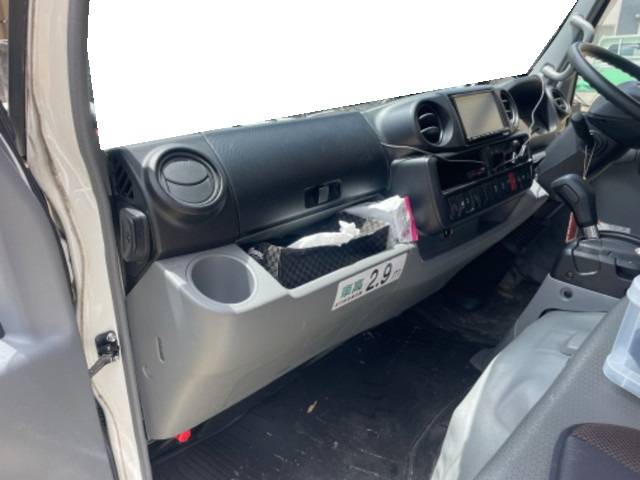 日野デュトロ高所作業車小型（2t・3t）[写真33]