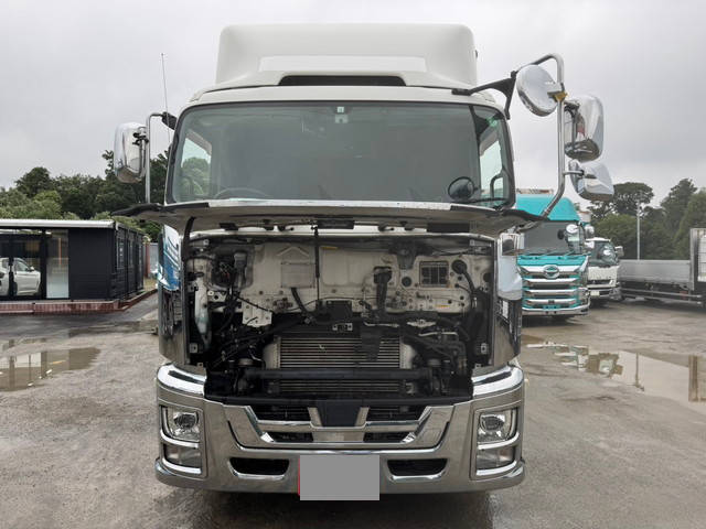 いすゞギガアルミウイング大型（10t）[写真17]