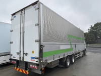 いすゞギガアルミウイング大型（10t）[写真02]