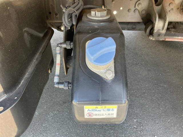 三菱ふそうファイターアルミウイング中型（4t）[写真17]