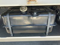 三菱ふそうファイターアルミウイング中型（4t）[写真19]