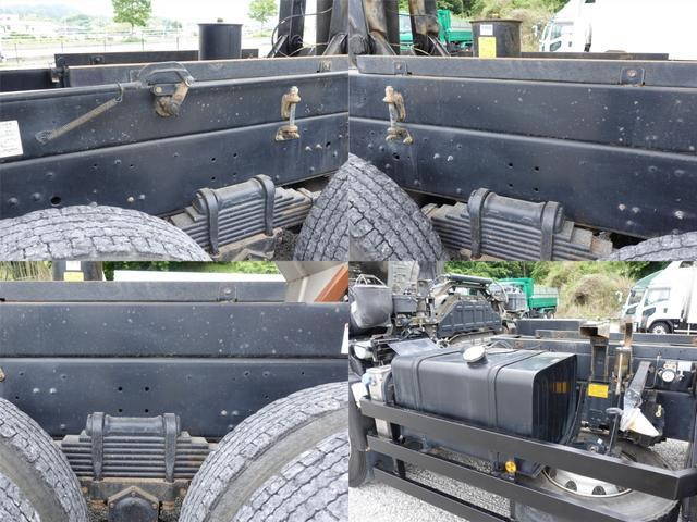 UDトラックスクオンダンプ大型（10t）[写真12]