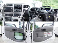 UDトラックスクオンダンプ大型（10t）[写真15]