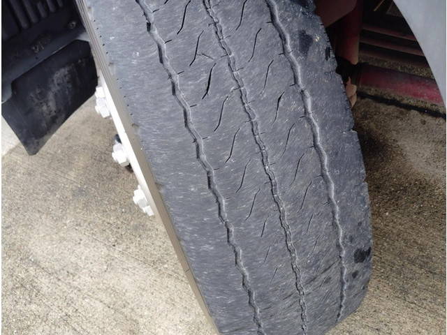 日野プロフィアダンプ大型（10t）[写真11]