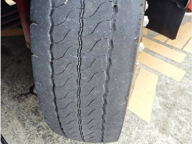 日野プロフィアダンプ大型（10t）[写真12]