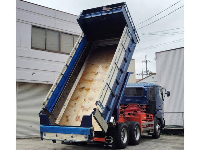 日野プロフィアダンプ大型（10t）[写真02]