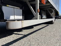 三菱ふそうキャンターアルミバン小型（2t・3t）[写真22]