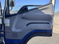 三菱ふそうキャンターアルミバン小型（2t・3t）[写真31]