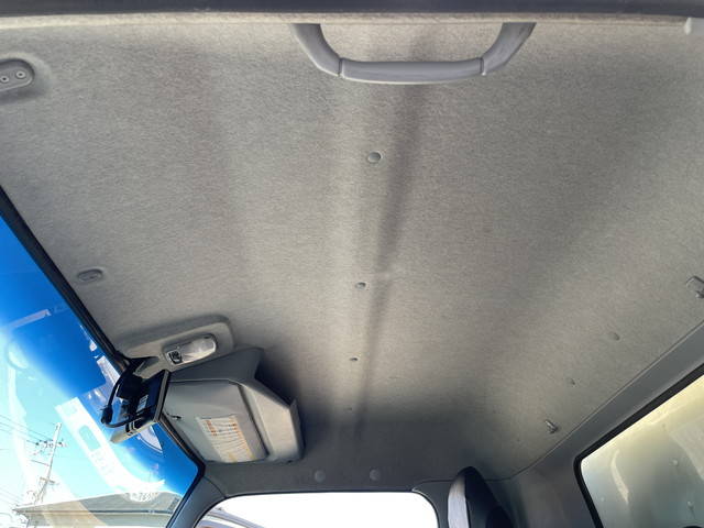 三菱ふそうキャンターアルミバン小型（2t・3t）[写真34]