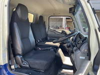 三菱ふそうキャンターアルミバン小型（2t・3t）[写真35]