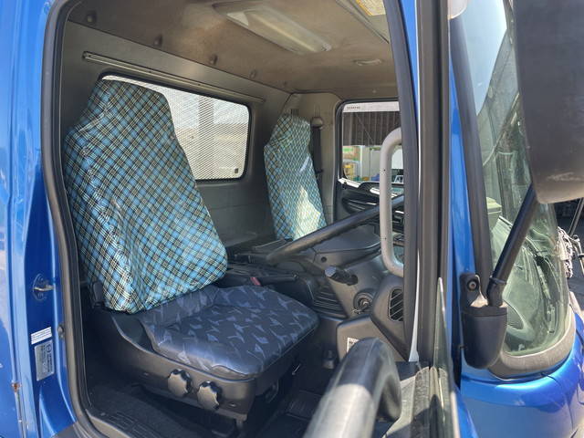 日野レンジャーパッカー車（塵芥車）中型（4t）[写真32]