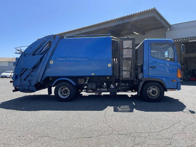 日野レンジャーパッカー車（塵芥車）中型（4t）[写真06]