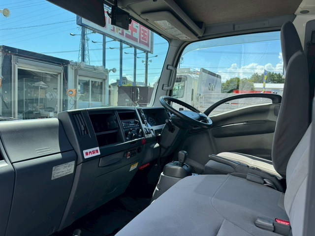 いすゞエルフアルミバン小型（2t・3t）[写真31]