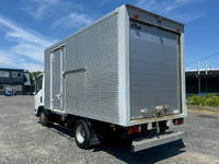 いすゞエルフアルミバン小型（2t・3t）[写真05]