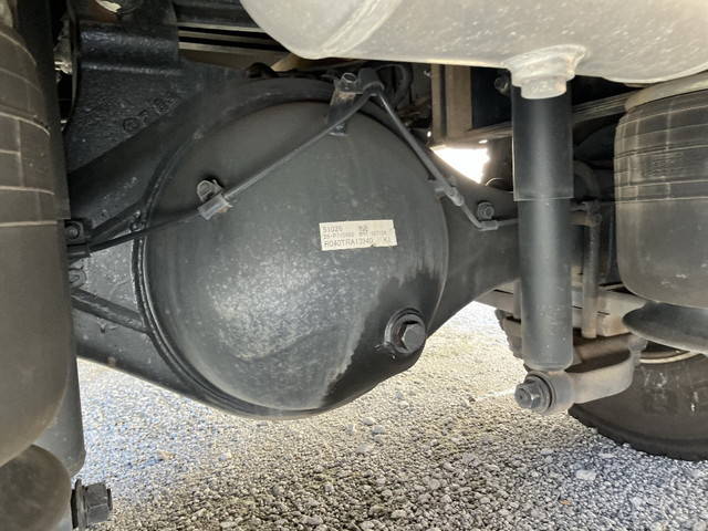 三菱ふそうファイターアルミブロック中型（4t）[写真21]