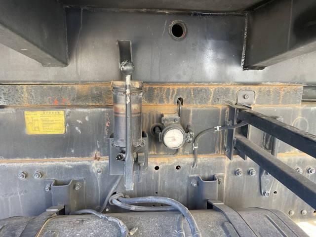 三菱スーパーグレートダンプ大型（10t）[写真17]