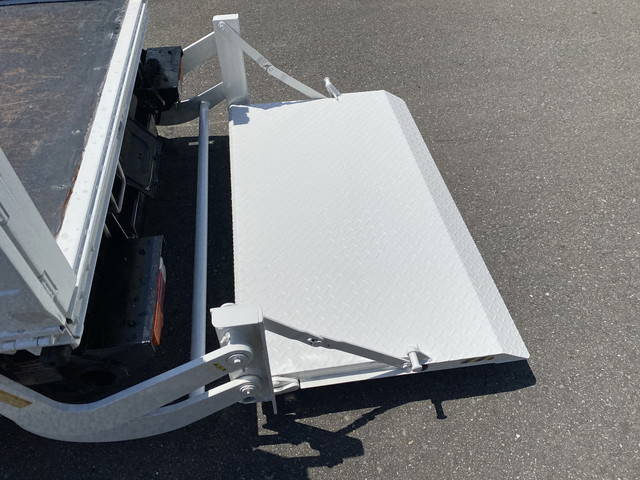 トヨタその他の車種ダブルキャブ（Wキャブ）小型（2t・3t）[写真08]