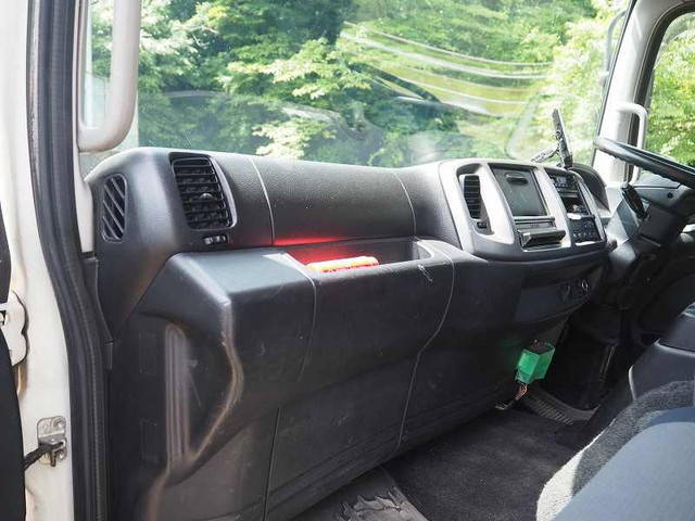 日野レンジャークレーン4段中型（4t）[写真32]