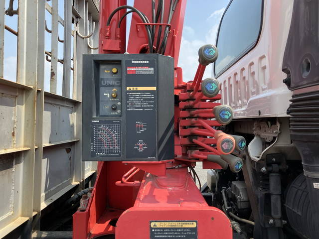 いすゞフォワードクレーン3段増トン（6t・8t）[写真15]