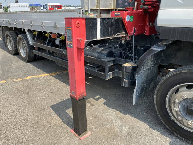 いすゞフォワードクレーン3段増トン（6t・8t）[写真19]