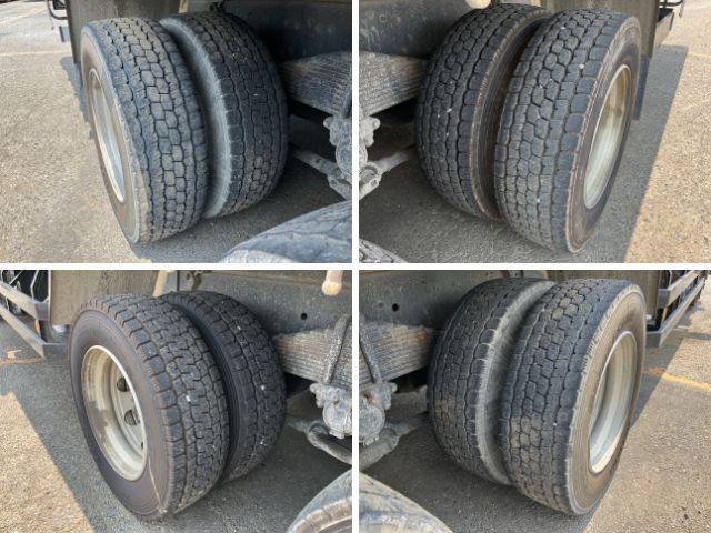 いすゞフォワードクレーン3段増トン（6t・8t）[写真23]