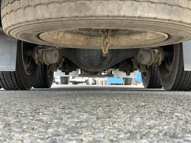 いすゞフォワードクレーン3段増トン（6t・8t）[写真29]