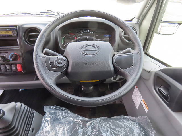 日野デュトロセルフクレーン4段小型（2t・3t）[写真16]