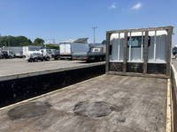 いすゞエルフ平ボディ小型（2t・3t）[写真12]