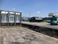 いすゞエルフ平ボディ小型（2t・3t）[写真13]