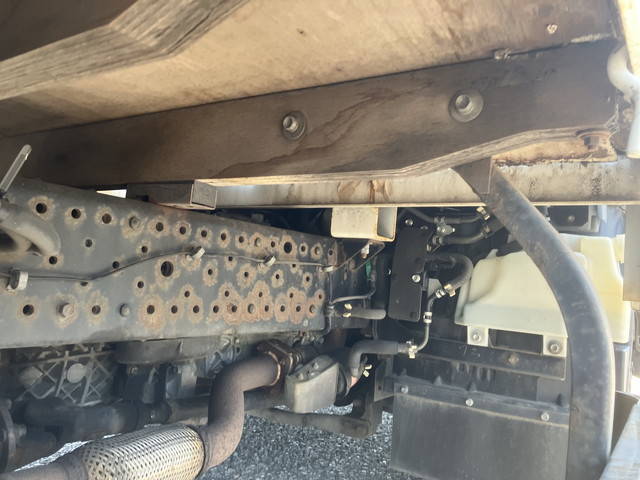 いすゞエルフ平ボディ小型（2t・3t）[写真25]