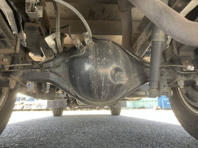 いすゞエルフ平ボディ小型（2t・3t）[写真26]