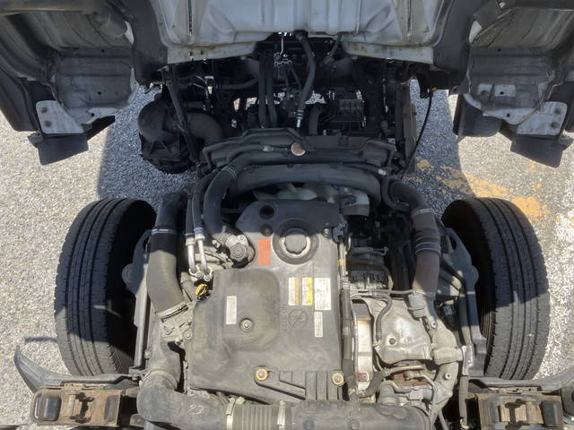 いすゞエルフ平ボディ小型（2t・3t）[写真27]