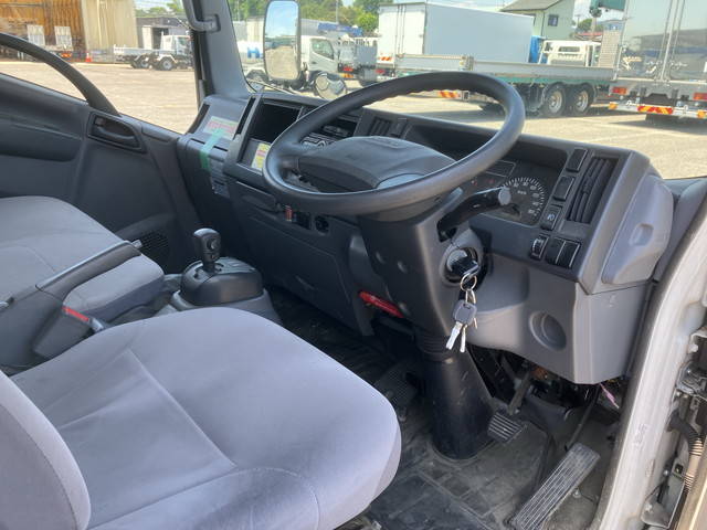 いすゞエルフ平ボディ小型（2t・3t）[写真31]