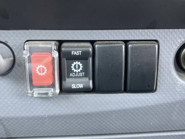 いすゞエルフ平ボディ小型（2t・3t）[写真38]